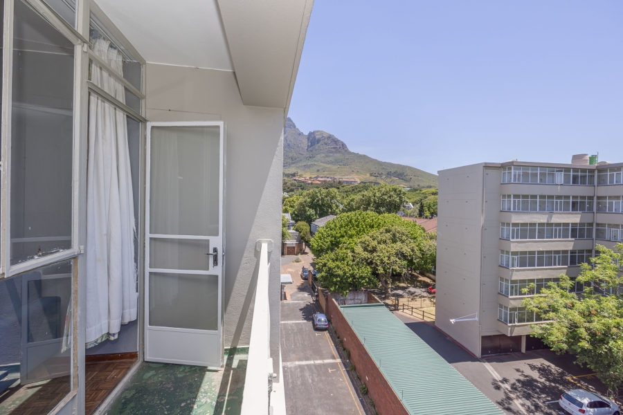2 Bedroom Property for Sale in Rondebosch Western Cape
